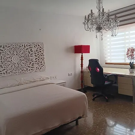 Amplias En El Centro De Grenada