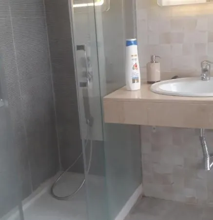 Amplias En El Centro De Alloggio in famiglia